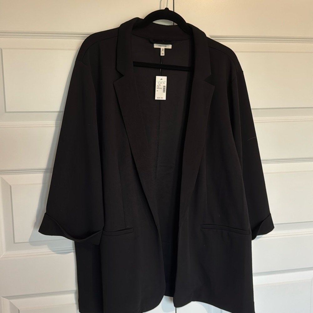 NWT Maurices Black Crepe Blazer
